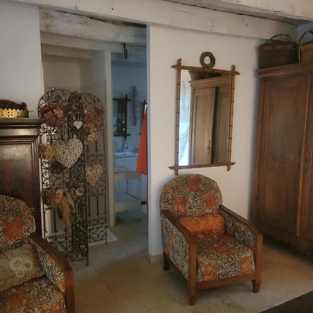 Chambre De Charme Les Quatre-Routes-du-Lot Zewnętrze zdjęcie